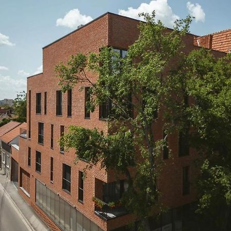 26Bricks Luxury Suites 拉迪亚 外观 照片