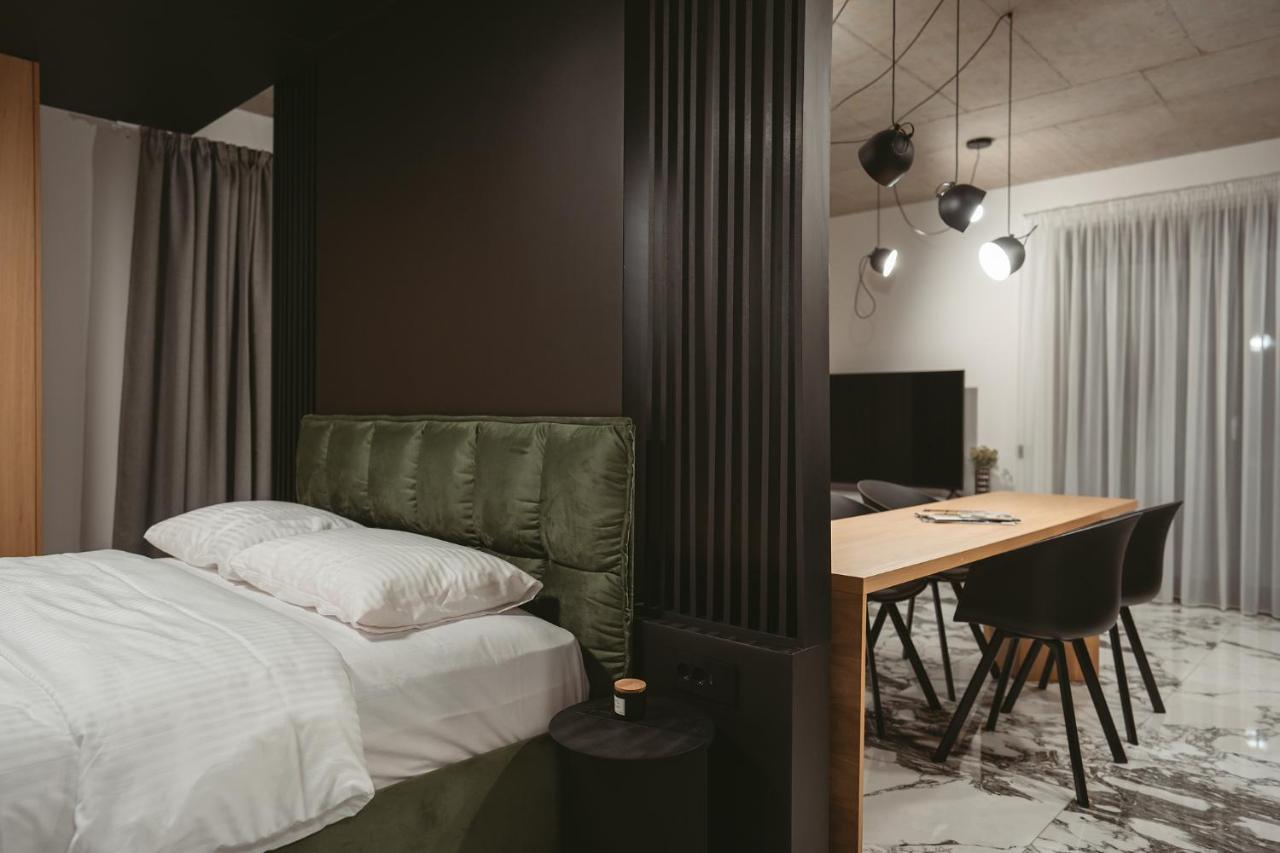 26Bricks Luxury Suites 拉迪亚 外观 照片