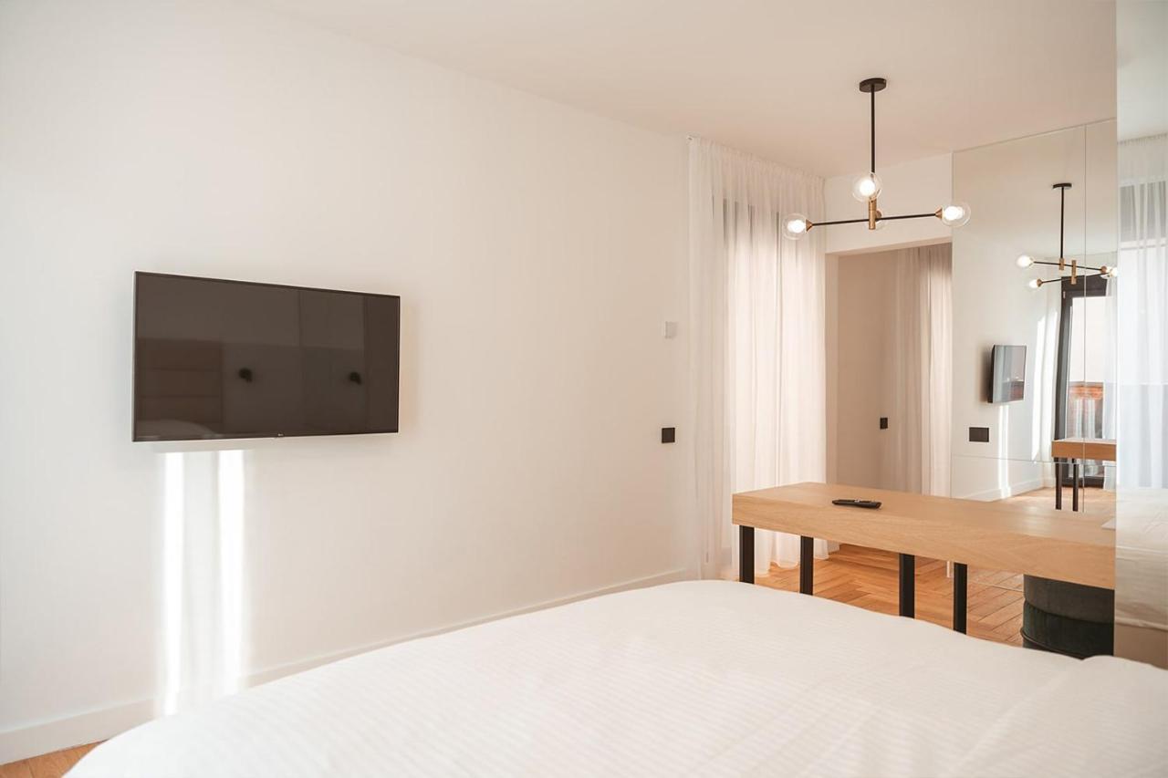 26Bricks Luxury Suites 拉迪亚 外观 照片